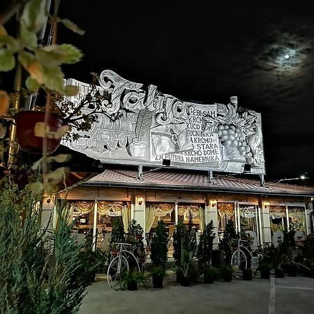 Hotel Talija Svilajnac ภายนอก รูปภาพ