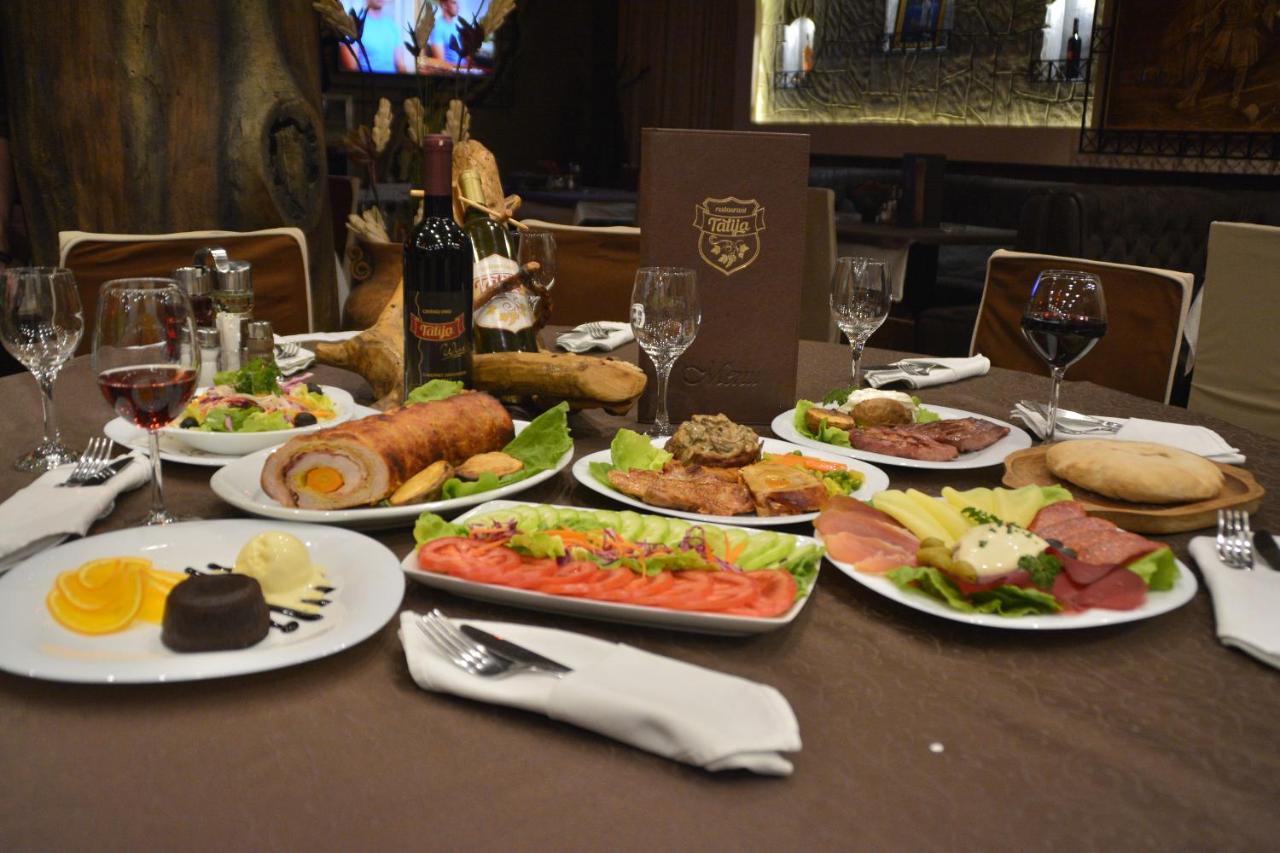 Hotel Talija Svilajnac ภายนอก รูปภาพ